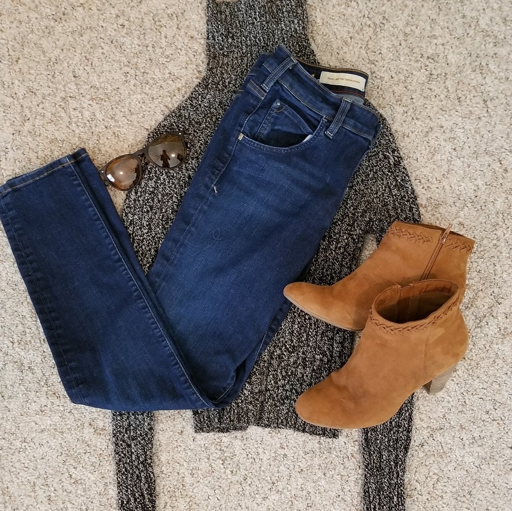 Anthropologie Pilcro Superscript High Rise Jean